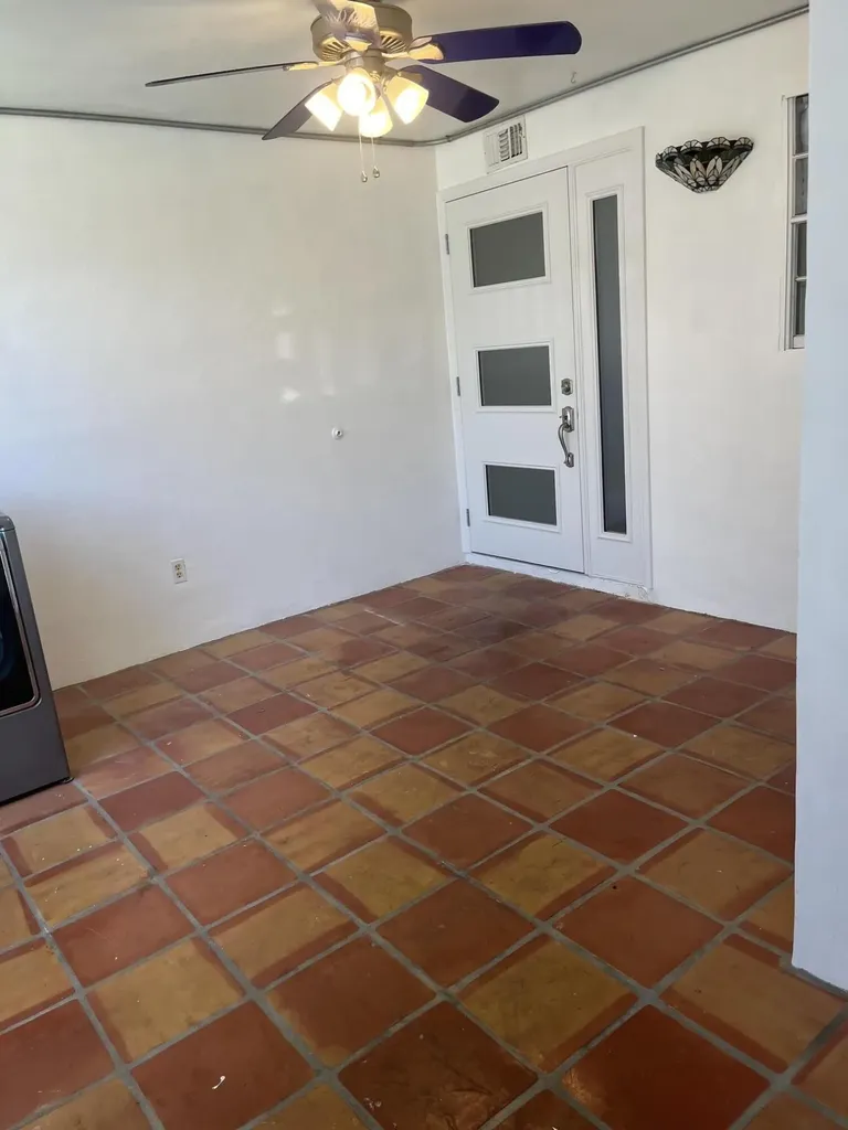4054 N Pine Island Road Sunrise FL 33351