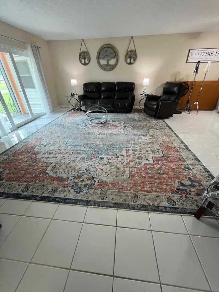 4054 N Pine Island Road Sunrise FL 33351