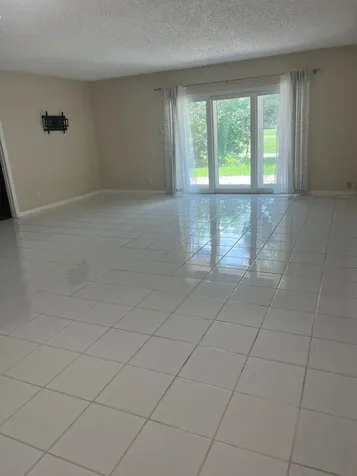4054 N Pine Island Road Sunrise FL 33351