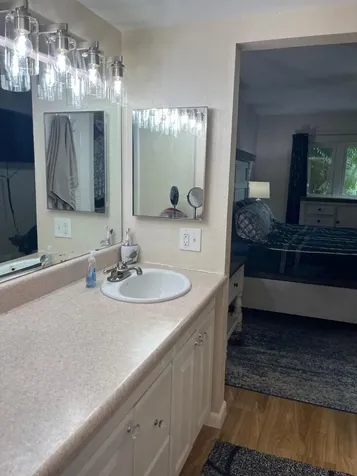 4054 N Pine Island Road Sunrise FL 33351