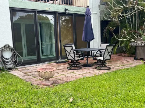 4054 N Pine Island Road Sunrise FL 33351
