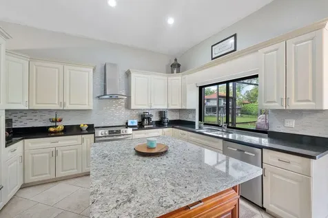 6273 NW 52nd Street Coral Springs FL 33067