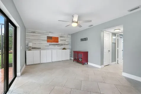 6273 NW 52nd Street Coral Springs FL 33067
