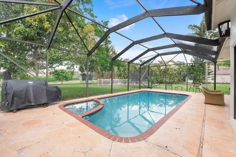 6273 NW 52nd Street Coral Springs FL 33067