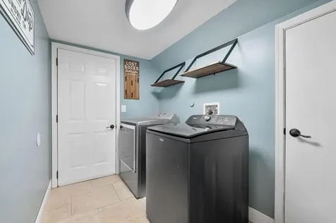 6273 NW 52nd Street Coral Springs FL 33067