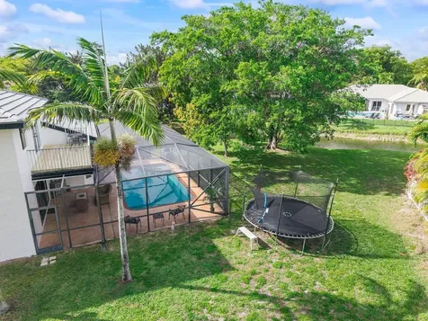 6273 NW 52nd Street Coral Springs FL 33067