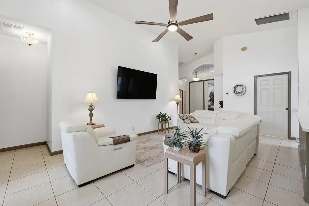 348 NW Toscane Trail Port St Lucie FL 34986