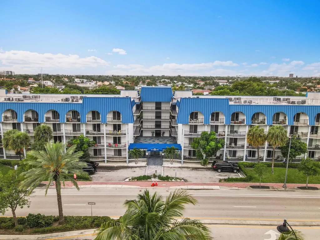 3909 N Ocean Boulevard Fort Lauderdale FL 33308