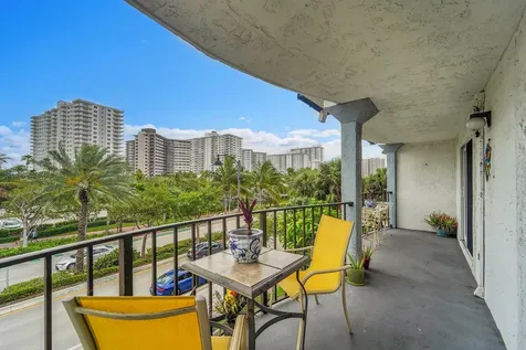 3909 N Ocean Boulevard Fort Lauderdale FL 33308