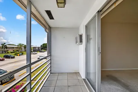 162 Easthampton G West Palm Beach FL 33417