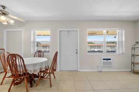 162 Easthampton G West Palm Beach FL 33417