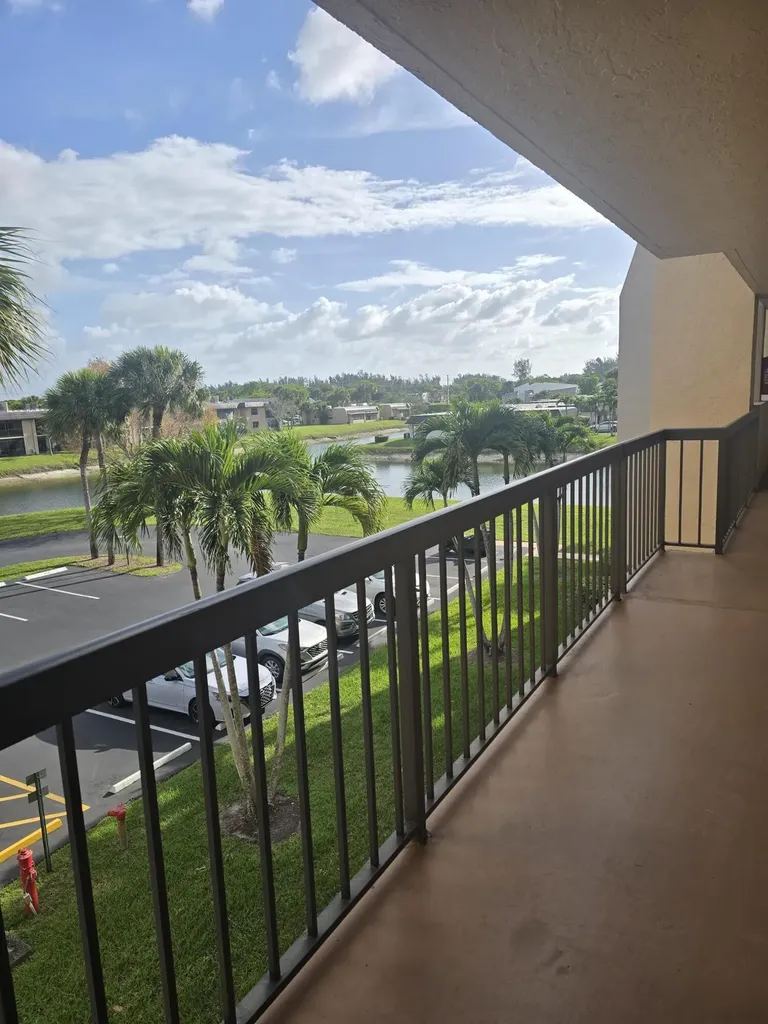 150 Lake Nancy Lane West Palm Beach FL 33411