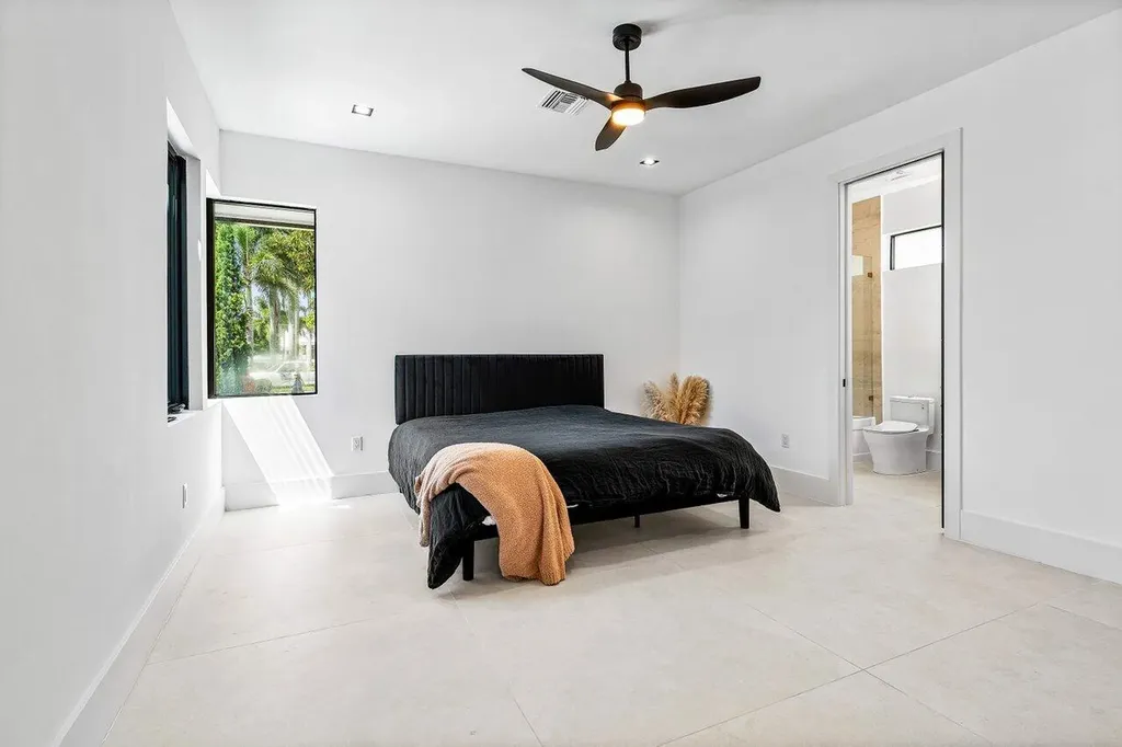 4825 Bocaire Boulevard Boca Raton FL 33487