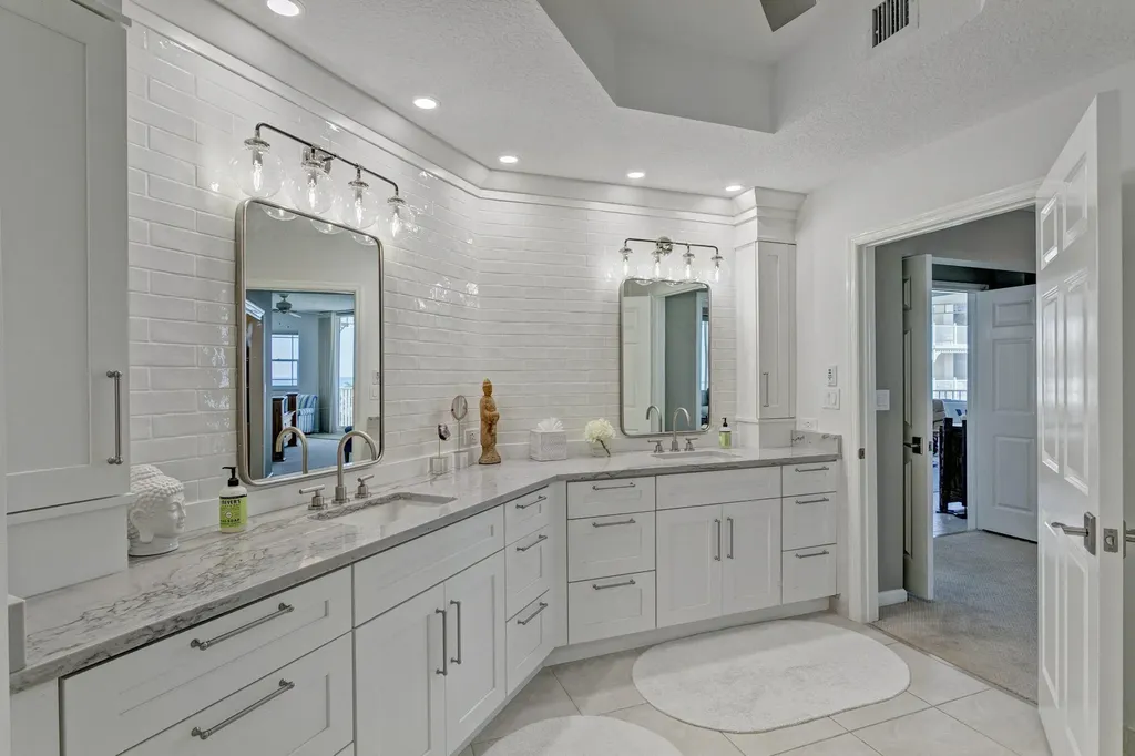 221 Ocean Grande Boulevard Jupiter FL 33477