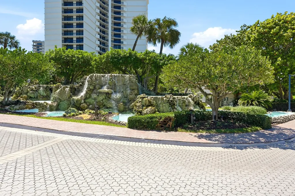 4750 S Ocean Boulevard Highland Beach FL 33487