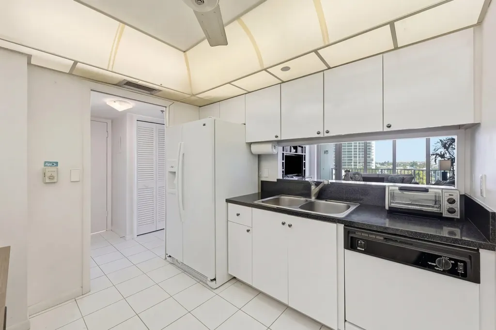 4750 S Ocean Boulevard Highland Beach FL 33487