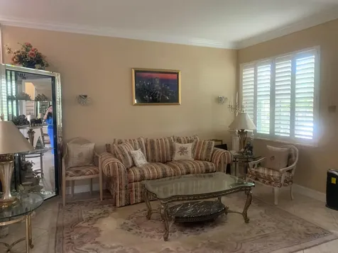 8292 Calabria Lakes Drive Boynton Beach FL 33473