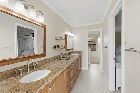 10108 NW 1st Manor Coral Springs FL 33071