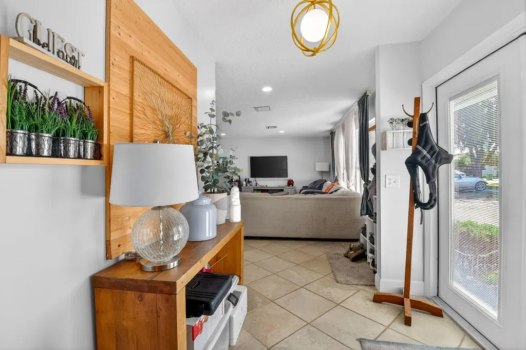 320 Riverdale Road Palm Springs FL 33461