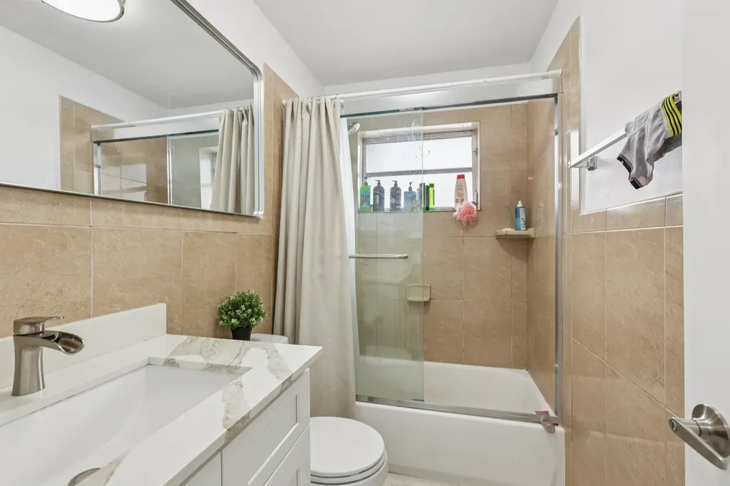 1735 NE 164th Street North Miami Beach FL 33162