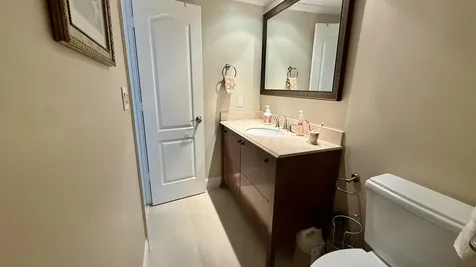 3300 NE 36th Street Fort Lauderdale FL 33308