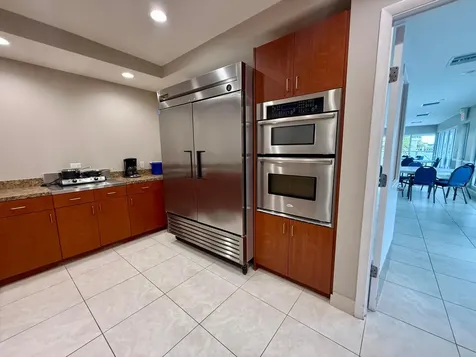 3300 NE 36th Street Fort Lauderdale FL 33308