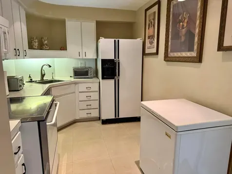 3300 NE 36th Street Fort Lauderdale FL 33308
