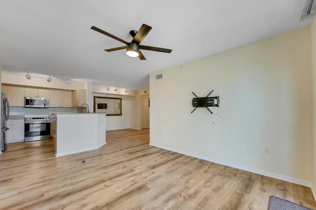 1112 Villa Circle Boynton Beach FL 33435