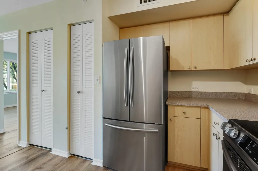 1112 Villa Circle Boynton Beach FL 33435