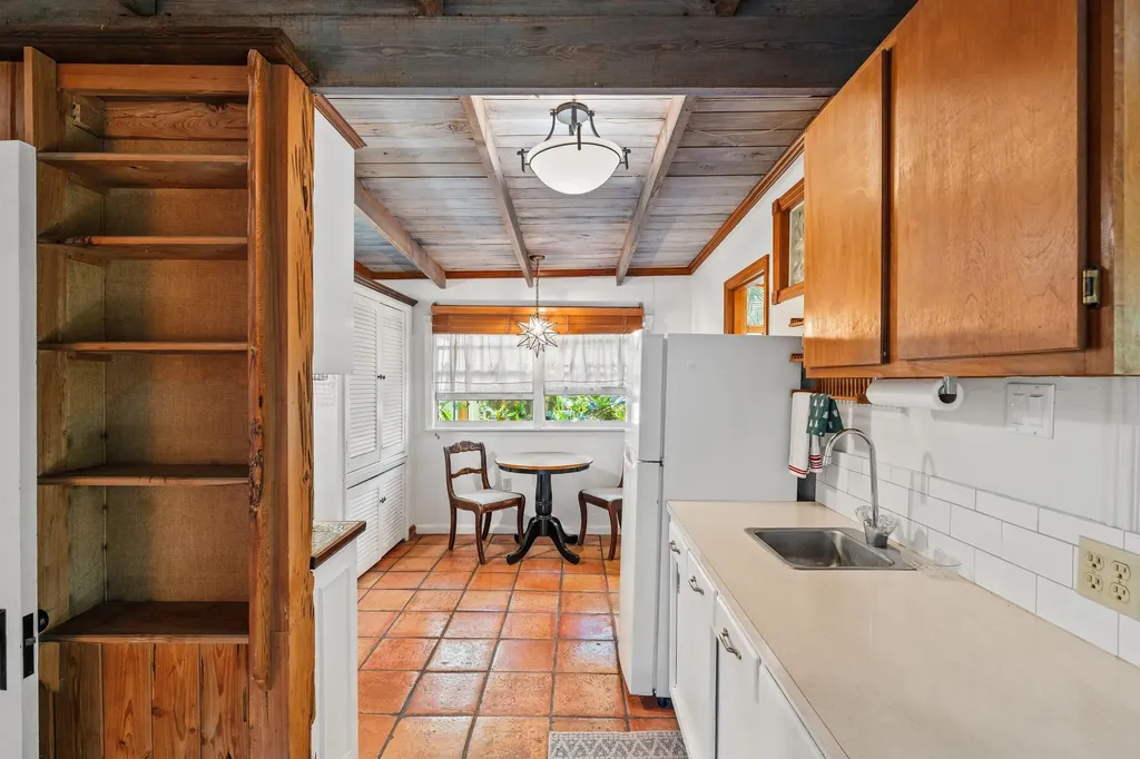 825 Alamanda Street Boca Raton FL 33486