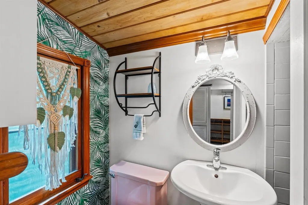 825 Alamanda Street Boca Raton FL 33486