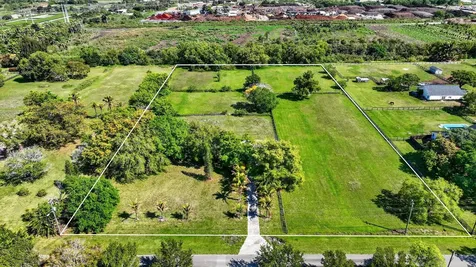 10245 La Reina Road Delray Beach FL 33446