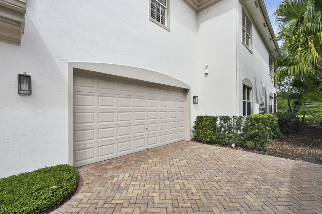 11508 Villa Vasari Drive Palm Beach Gardens FL 33418