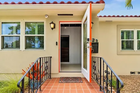 1527 Mayo Street Hollywood FL 33020