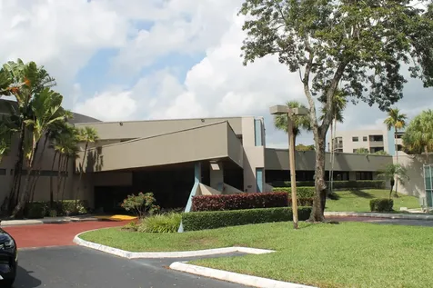 1100 Colony Point Circle Pembroke Pines FL 33026