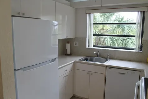 1100 Colony Point Circle Pembroke Pines FL 33026