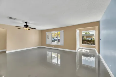 6705 NW 58th Court Tamarac FL 33321