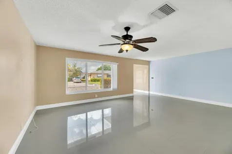 6705 NW 58th Court Tamarac FL 33321