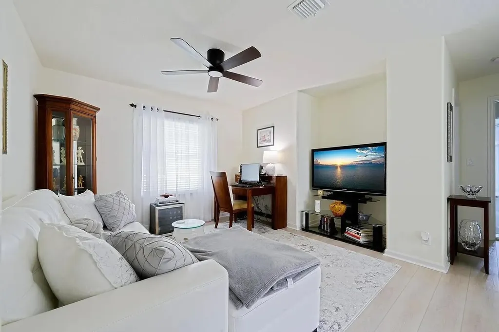 4156 Meade Way West Palm Beach FL 33409