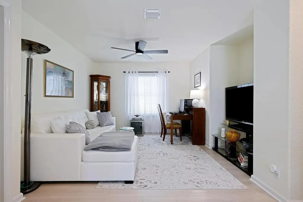 4156 Meade Way West Palm Beach FL 33409