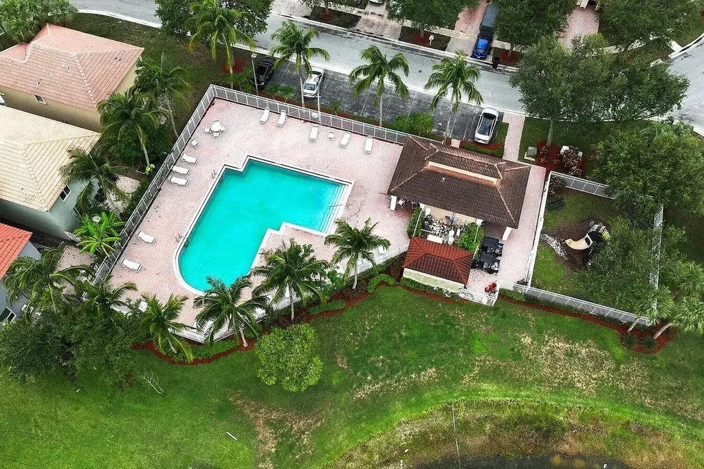4156 Meade Way West Palm Beach FL 33409