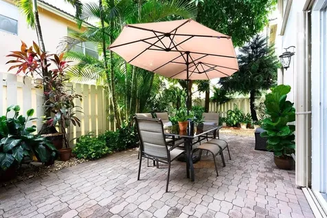 4156 Meade Way West Palm Beach FL 33409
