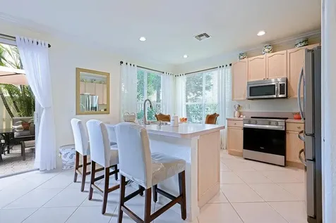 4156 Meade Way West Palm Beach FL 33409