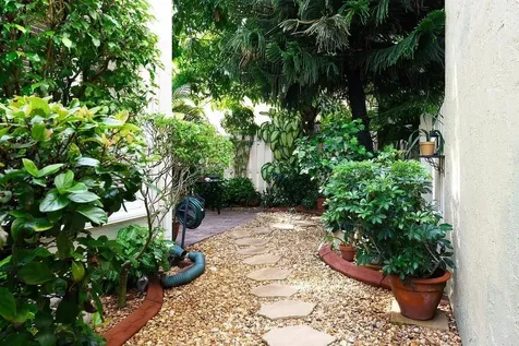 4156 Meade Way West Palm Beach FL 33409