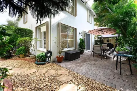 4156 Meade Way West Palm Beach FL 33409
