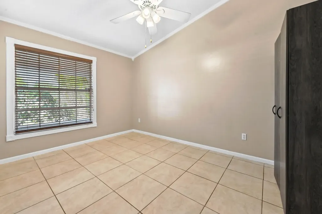 7898 Ridgewood Drive Lake Worth FL 33467