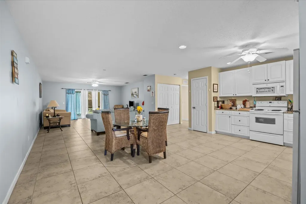 2074 SE Wild Meadow Circle Port St Lucie FL 34952