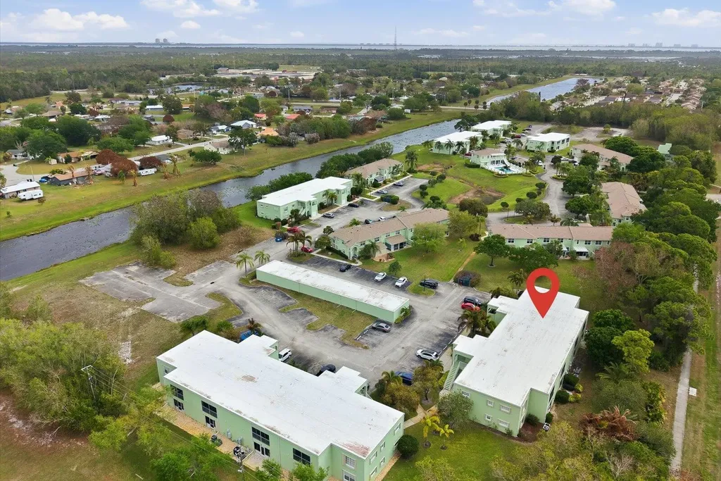 2074 SE Wild Meadow Circle Port St Lucie FL 34952