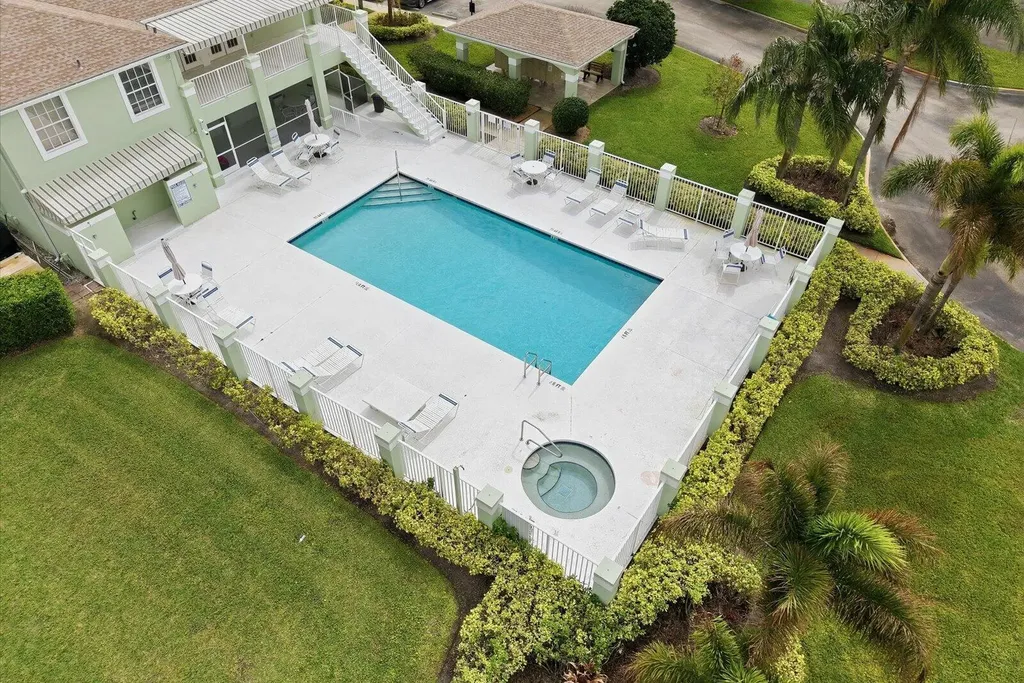 2074 SE Wild Meadow Circle Port St Lucie FL 34952