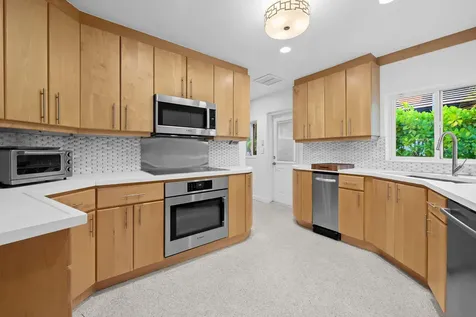 2809 NE 25th Street Fort Lauderdale FL 33305